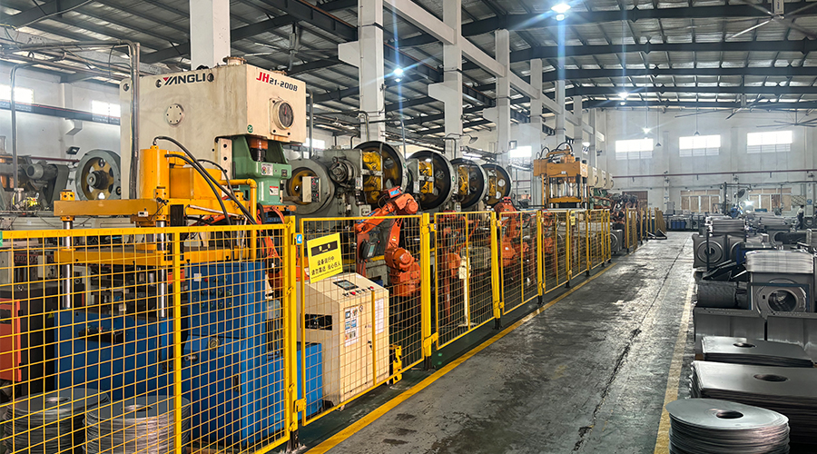 金環(huán)電器：沖壓車間自動(dòng)化生產(chǎn)，助力衣物烘干機(jī)效能提升