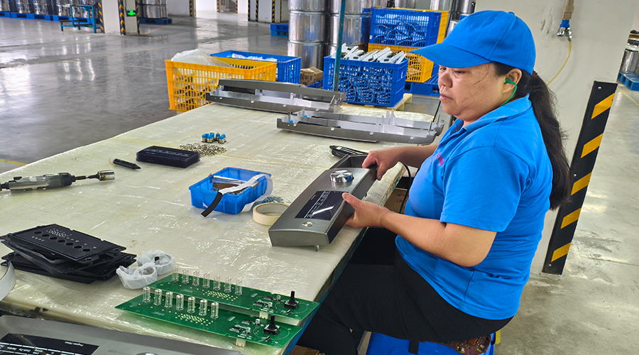 品質(zhì)源于嚴苛測試，金環(huán)電器的實驗室保障