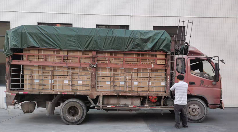 15天，金環(huán)電器順利完成電商客戶的內(nèi)衣干衣機(jī)出貨